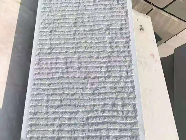 青石板栈道面